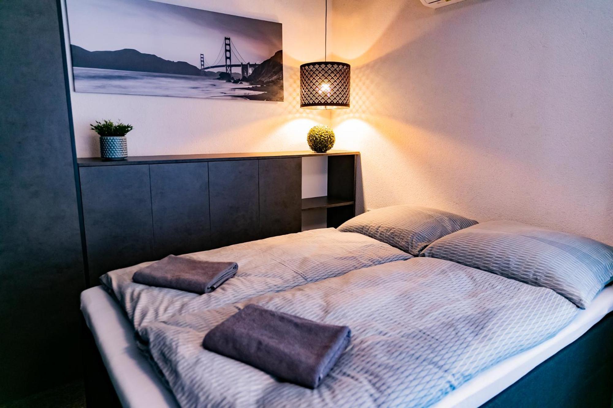 Motel1- A Megfizetheto Luxus! Дунауйварош Экстерьер фото