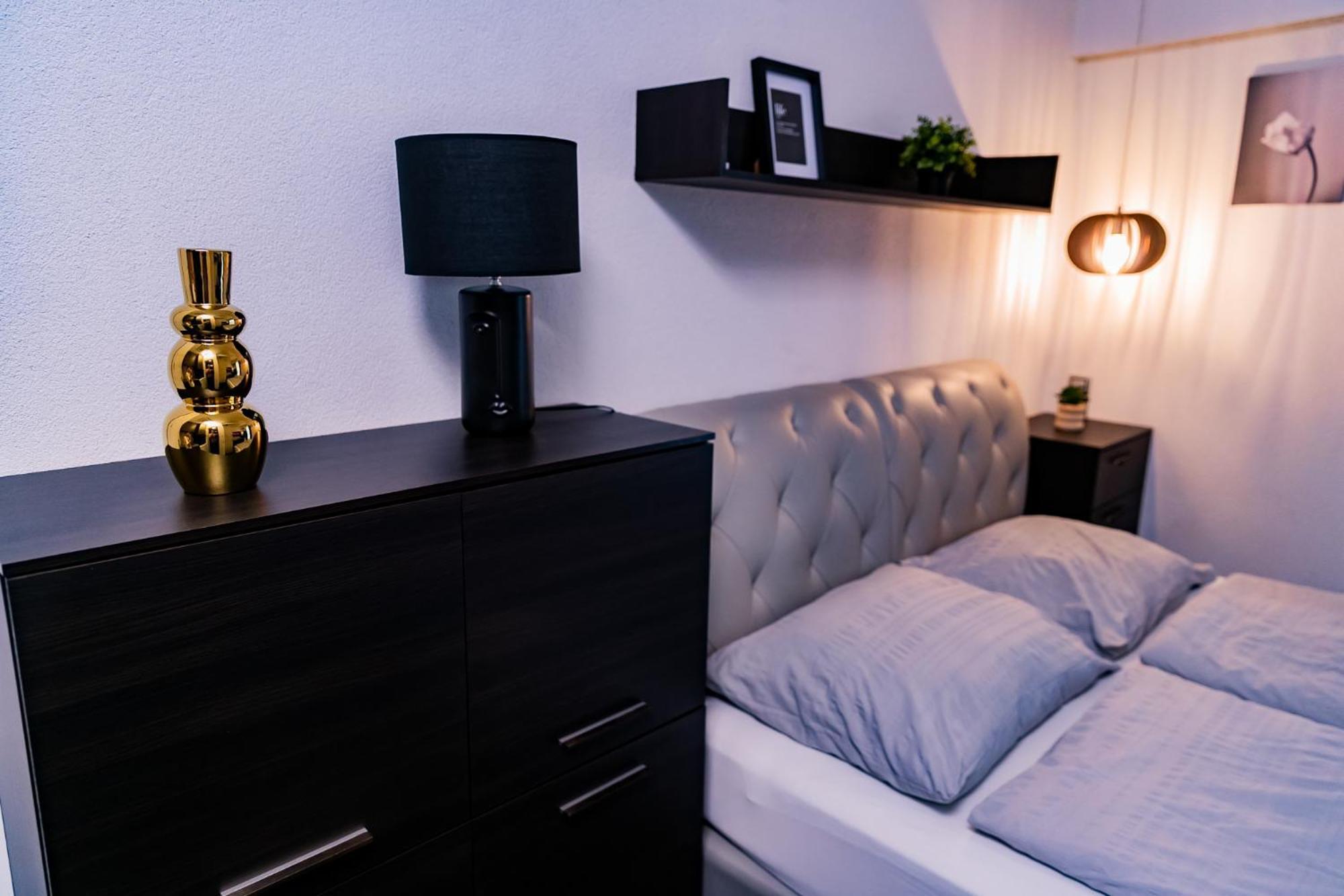 Motel1- A Megfizetheto Luxus! Дунауйварош Экстерьер фото