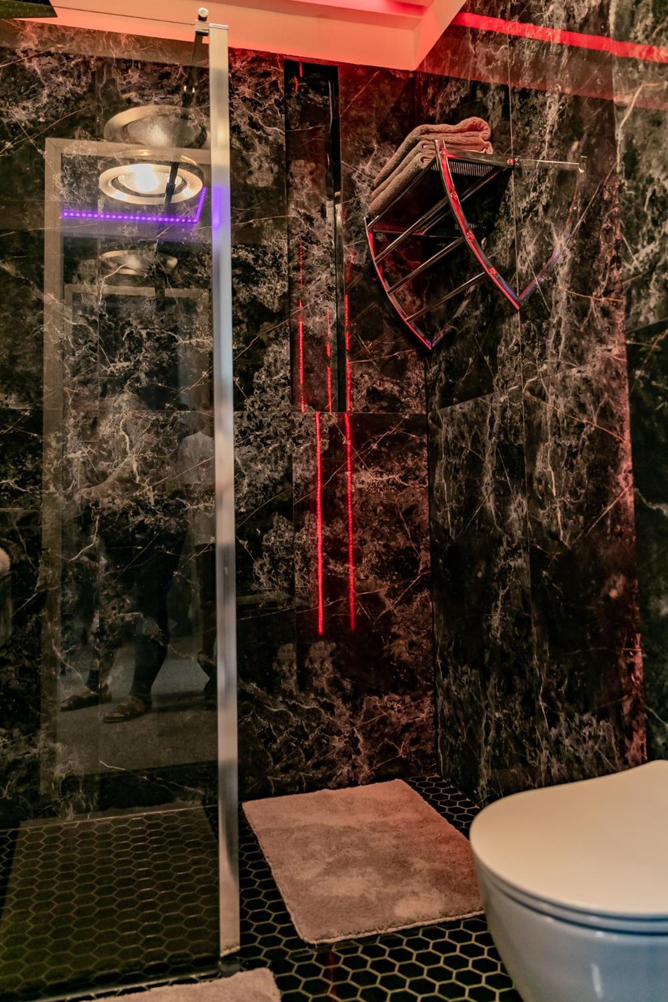 Motel1- A Megfizetheto Luxus! Дунауйварош Экстерьер фото